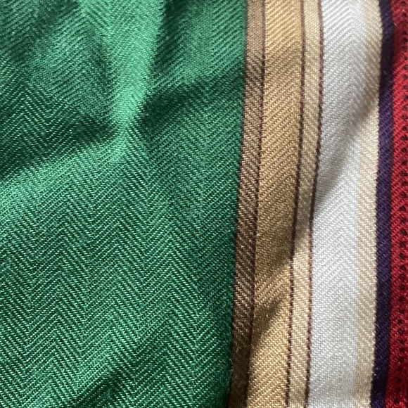 Hermés Cavalcadour Shawl 140 - Picture 5 of 5